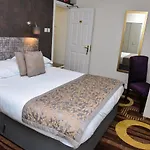 House 3*