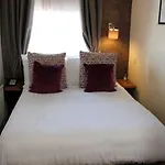 House Hotel 3*