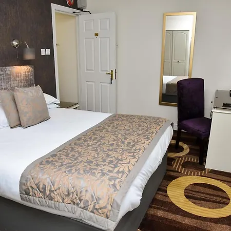 Hotel House 3*
