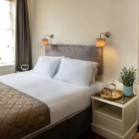 House Hotell