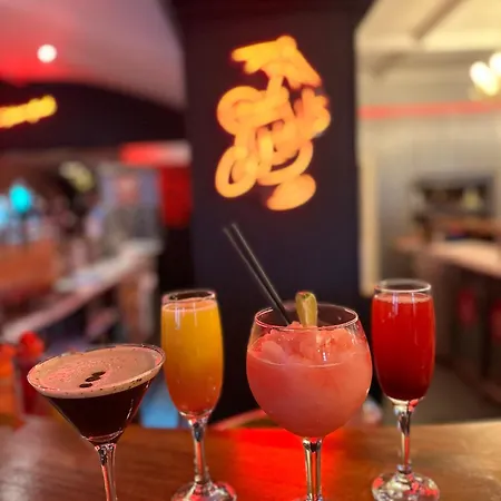 House Ξενοδοχείο 3*