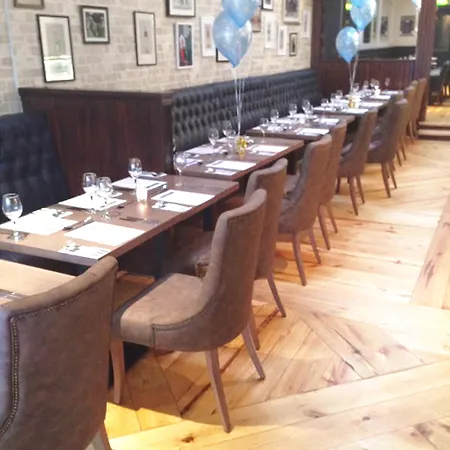 Ξενοδοχείο House