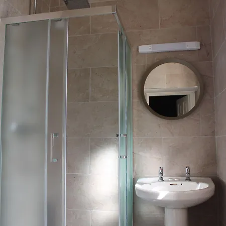 House 3*