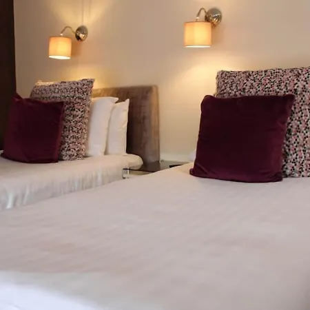 Ξενοδοχείο House 3*